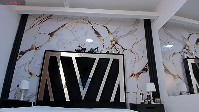 KarinaSimonz online show from February 24, 9:24 pm