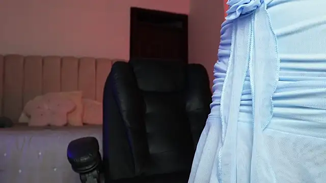 tammylee  online show from March 13, 8:32 am