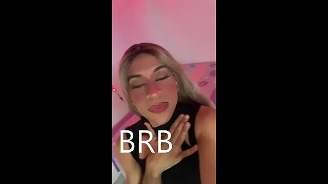 Snapshot of _JaaconLeon_ chatting on December 16, 3:06 pm JaaconLeon online show from December 16, 3:06 pm