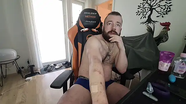 Sebuleczek online show from March 21, 2:40 pm