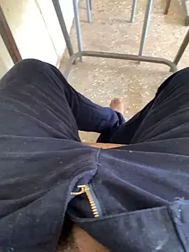 Snapshot of Black_mamba_madingo chatting on March 9, 10:41 am Black mamba madingo online show from March 9, 10:41 am