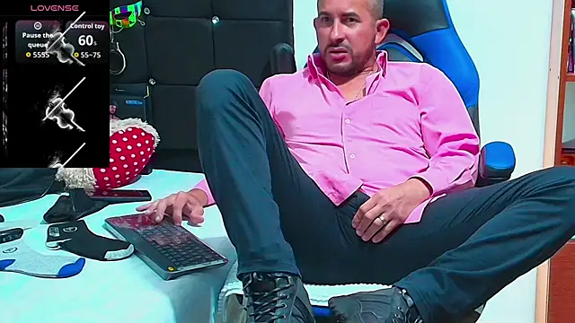 Yeol King online show from April 7, 6:30 pm