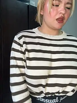 Naiara Sex  online show from April 15, 7:58 pm