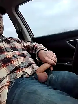 Snapshot of axelongshaft69 chatting on January 17, 10:34 pm axelongshaft69 online show from January 17, 10:34 pm