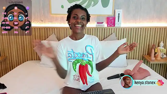 Snapshot of kenya_stone_1 chatting on December 1, 7:41 pm kenya stone 1 online show from December 1, 7:41 pm