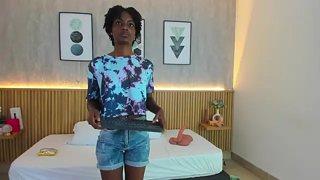 Snapshot of kenya_stone_1 chatting on February 27, 5:24 pm kenya stone 1 online show from February 27, 5:24 pm