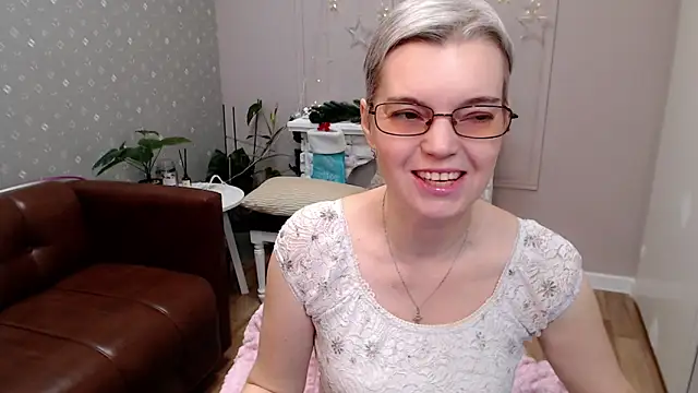 Cutie Erikaa1 online show from January 11, 2:27 am