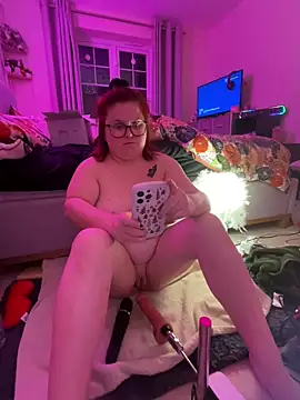 Tallulah-mae-xoxox online show from February 16, 9:48 pm