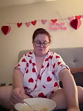 Tallulah-mae-xoxox online show from February 25, 8:19 pm