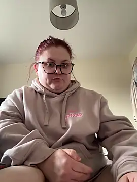 Tallulah-mae-xoxox online show from February 28, 4:31 pm