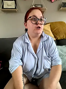 Tallulah-mae-xoxox online show from September 13, 8:03 am