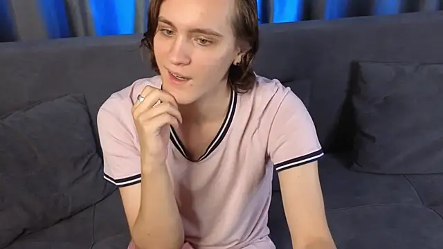 nikompell online show from September 24, 7:44 am