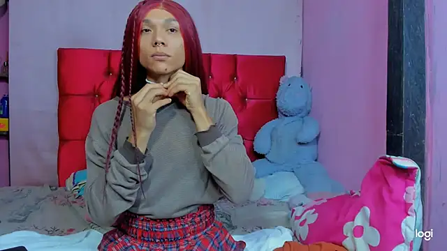 StassieBell online show from March 31, 8:26 am