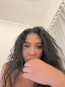 IamCrystal2 online show from May 16, 12:07 am