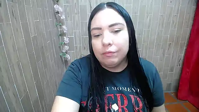 solyeria online show from March 29, 4:40 pm