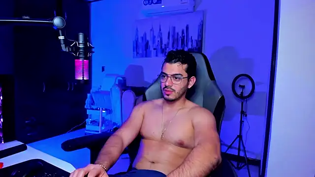 BrunoD31 online show from April 6, 4:21 am