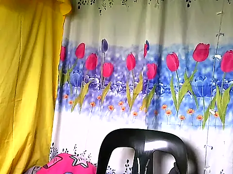 Snapshot of HairyHottestpinoyHandsome chatting on May 23, 2:50 am HairyHottestpinoyHandsome online show from May 23, 2:50 am