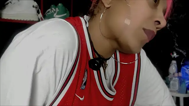 Indianbrownie online show from January 16, 8:24 pm