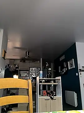 bogland33 online show from February 15, 8:02 am