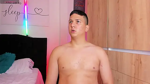 ANDREZALVAREZ online show from February 21, 4:18 am