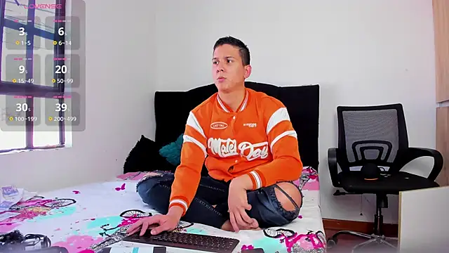 ANDREZALVAREZ online show from October 18, 1:23 pm