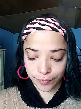 Snapshot of Elvishcassie_ chatting on November 27, 1:46 pm Elvishcassie online show from November 27, 1:46 pm