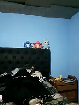 Snapshot of Elvishcassie_ chatting on December 22, 11:24 pm Elvishcassie online show from December 22, 11:24 pm