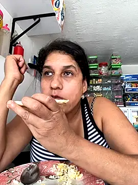 siri duque online show from November 20, 4:07 pm