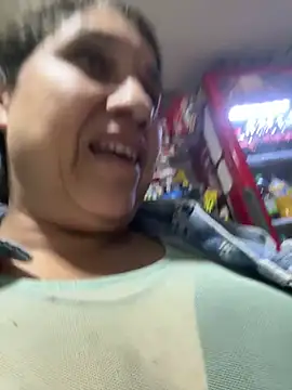 Snapshot of siri_duque chatting on July 12, 3:41 am siri duque online show from July 12, 3:41 am