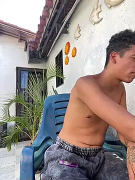 Leo bunny hot online show from March 3, 8:32 pm