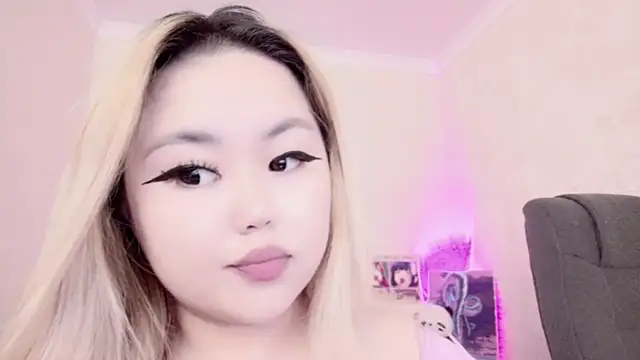 Snapshot of amelia_sunlight chatting on February 25, 12:36 am amelia sunlight online show from February 25, 12:36 am