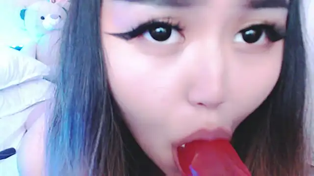 amelia sunlight online show from July 12, 4:42 pm