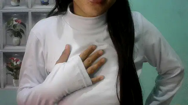 Snapshot of nanhi_munni chatting on December 2, 1:33 am nanhi munni online show from December 2, 1:33 am