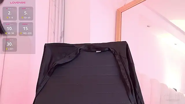 Alice noir online show from March 29, 6:52 pm