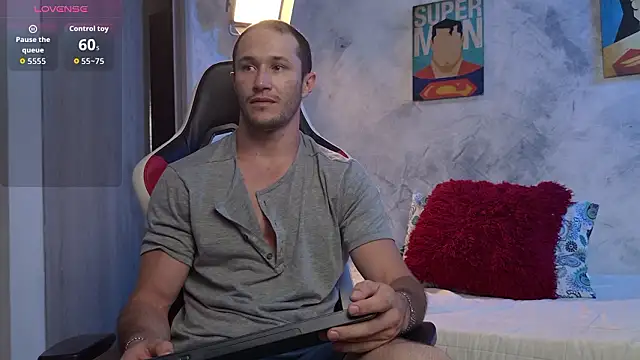 AxelFairchaild online show from March 24, 12:10 pm