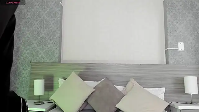 Snapshot of Mistyca chatting on March 12, 10:59 am Mistyca online show from March 12, 10:59 am