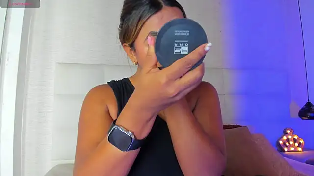 Snapshot of Mistyca chatting on March 20, 11:05 am Mistyca online show from March 20, 11:05 am