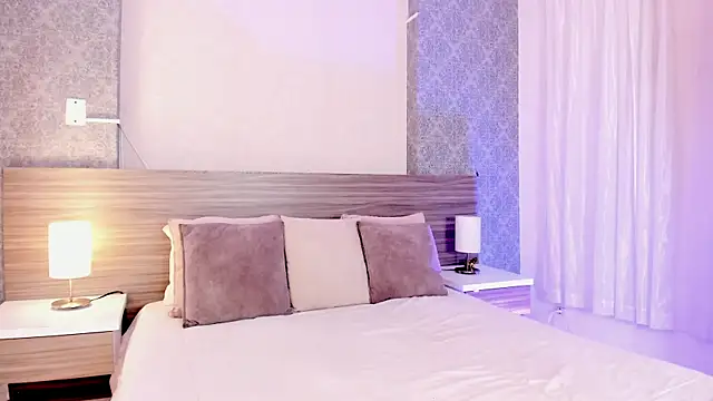 Snapshot of Mistyca chatting on November 5, 11:10 am Mistyca online show from November 5, 11:10 am