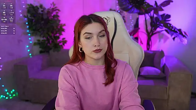 Magnetic Mia  online show from February 15, 7:39 pm