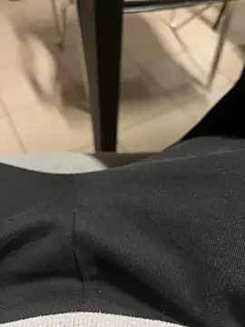 daubine46 online show from March 21, 3:59 pm