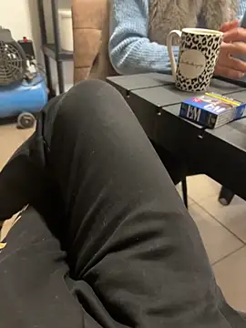 daubine46 online show from March 31, 2:06 pm