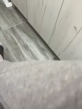 daubine46 online show from April 18, 6:39 am