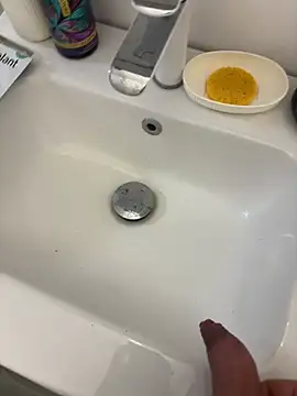 daubine46 online show from April 22, 5:21 am