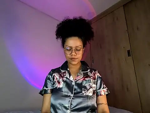 Ale xandra online show from April 25, 1:19 am