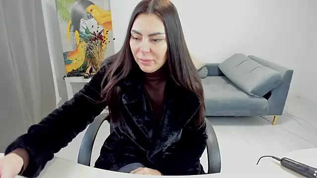 kilenyapatrice online show from January 11, 12:10 pm