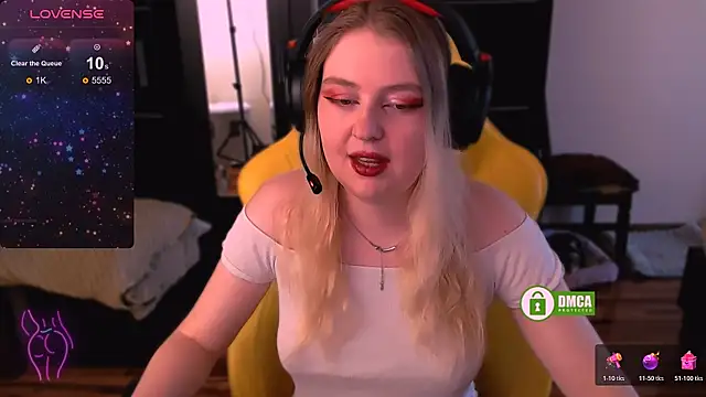 EvaAndLilith online show from December 4, 9:29 am