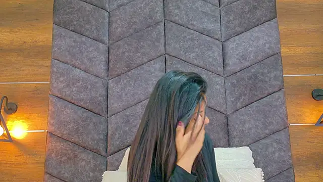 JaylaScott   online show from March 17, 11:46 am