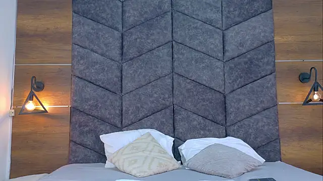 JaylaScott   online show from April 14, 11:49 am