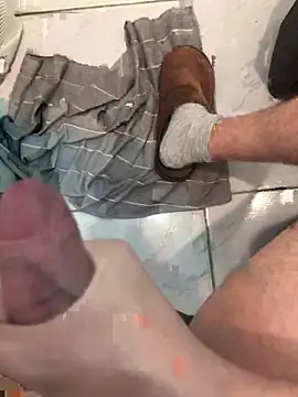 Gutinhoxx online show from June 17, 5:36 pm