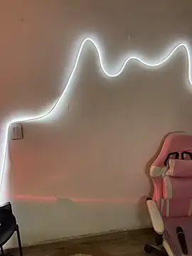 alexxaa96 online show from February 2, 4:49 pm